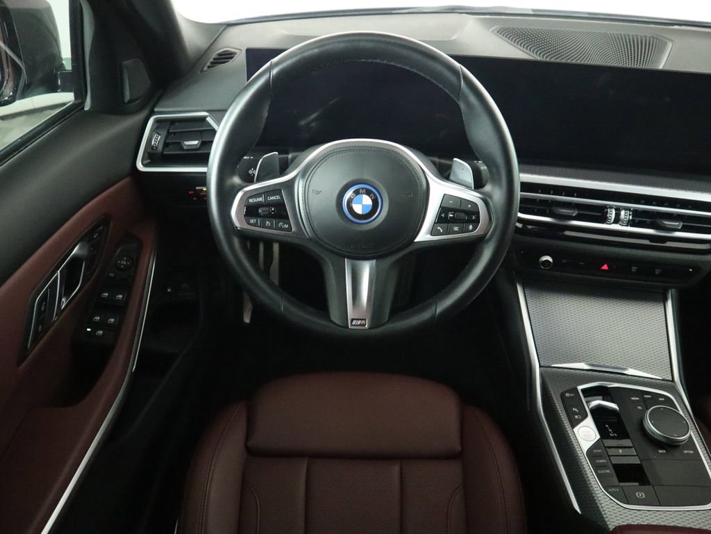 Used 2023 BMW 330e w/ M Sport Package image 10