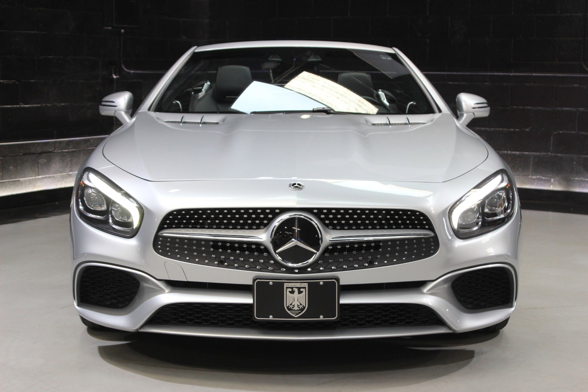 Used 2019 Mercedes-Benz SL 450 SL 450 Driver Assistance w/ Premium Package image 9