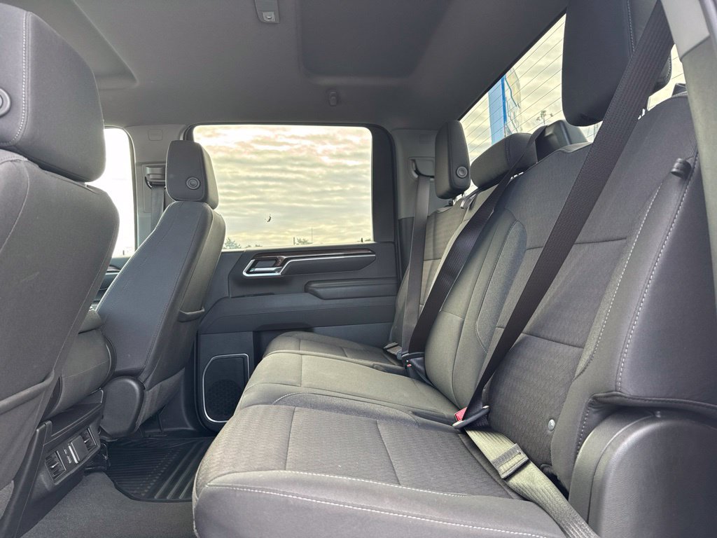 Used 2025 Chevrolet Silverado 2500 LT w/ Convenience Package AWD/4WD image 21