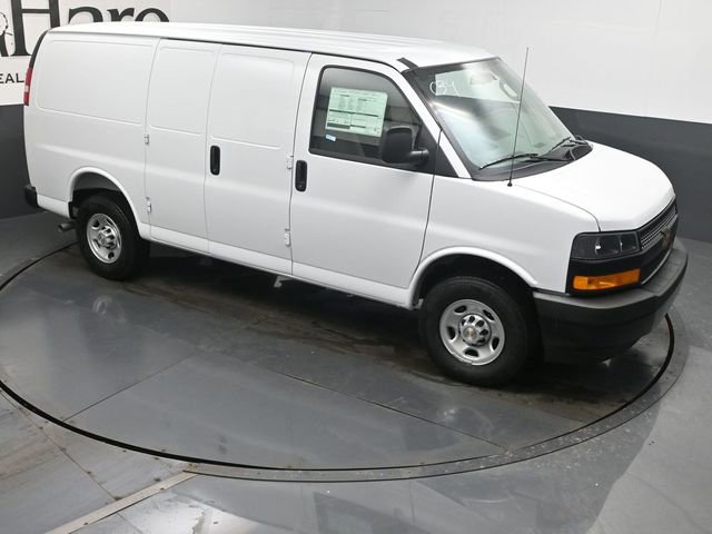 New 2026 Chevrolet Express 2500 image 26