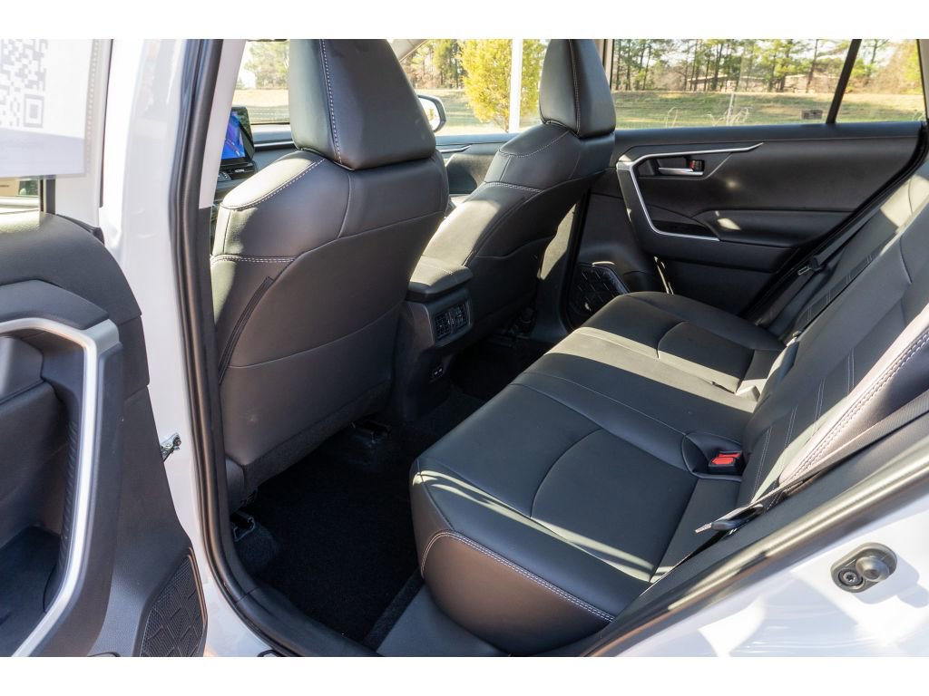 Used 2025 Toyota RAV4 XLE Premium image 13
