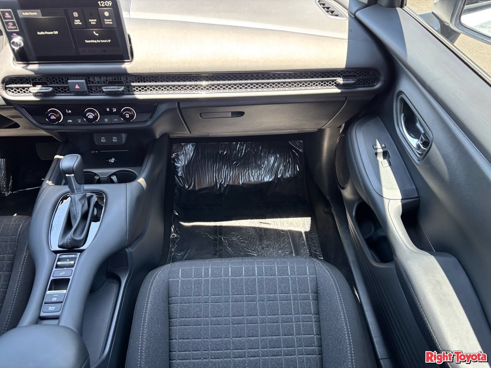 Used 2027 Honda HR-V LX image 18