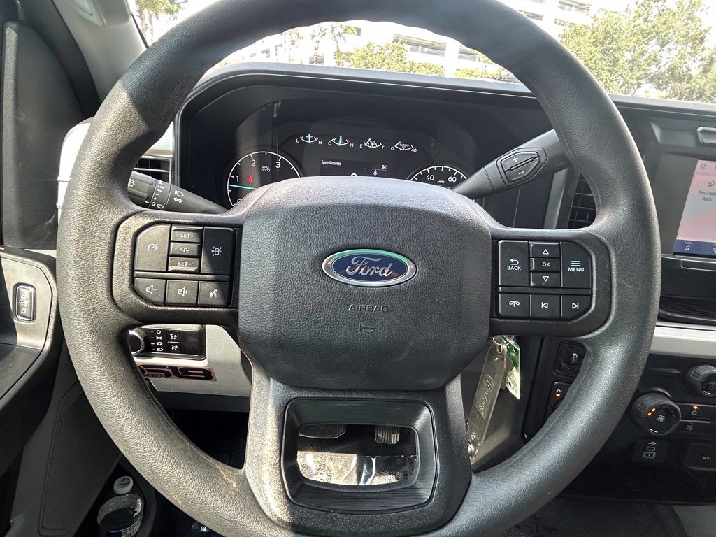 Used 2024 Ford F550 4x4 Regular Cab Super Duty image 33