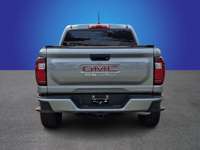Used 2025 GMC Canyon Denali AWD/4WD image 5