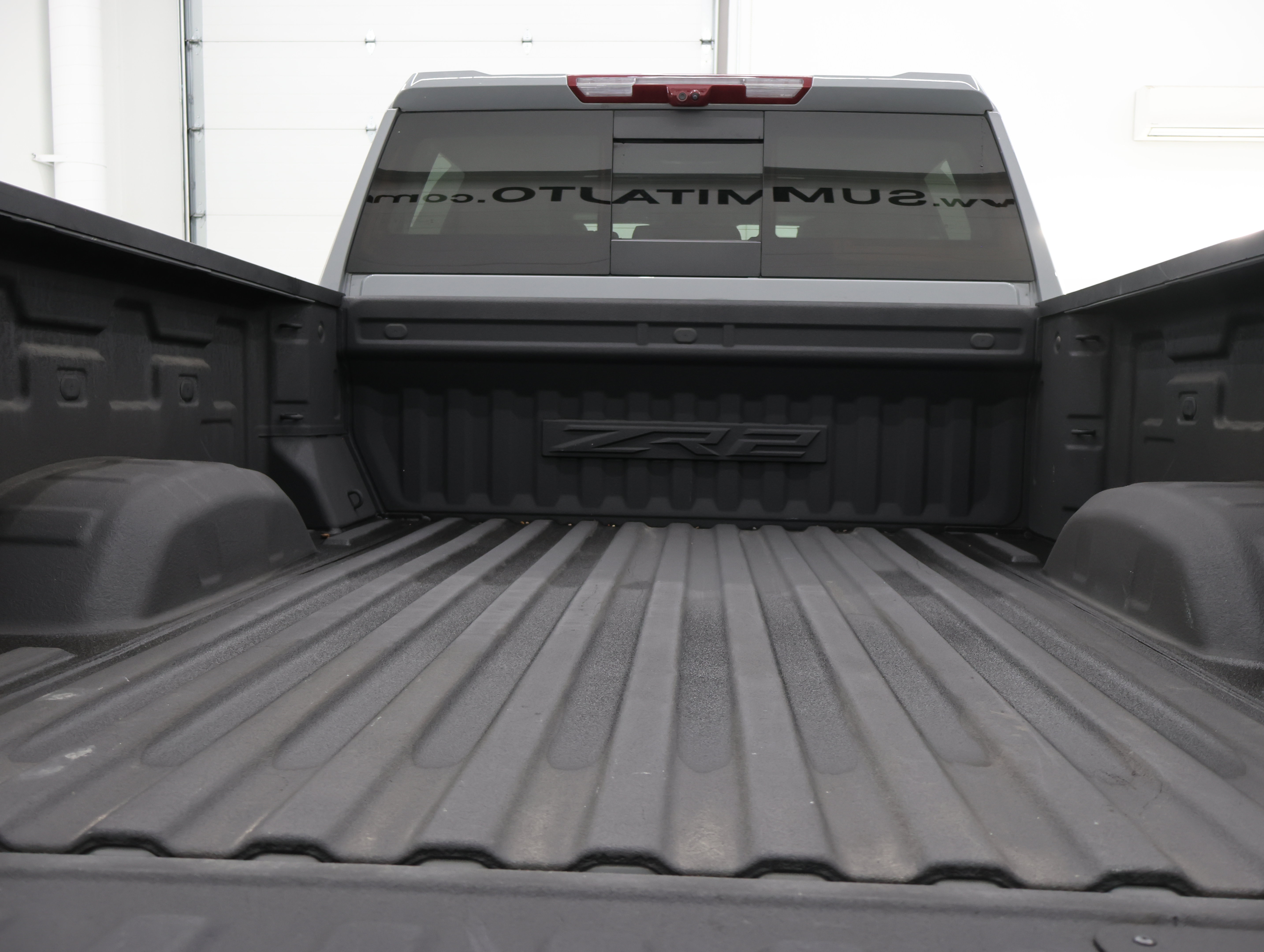 Used 2024 Chevrolet Silverado 2500 LTZ w/ LTZ Plus Package AWD/4WD image 95