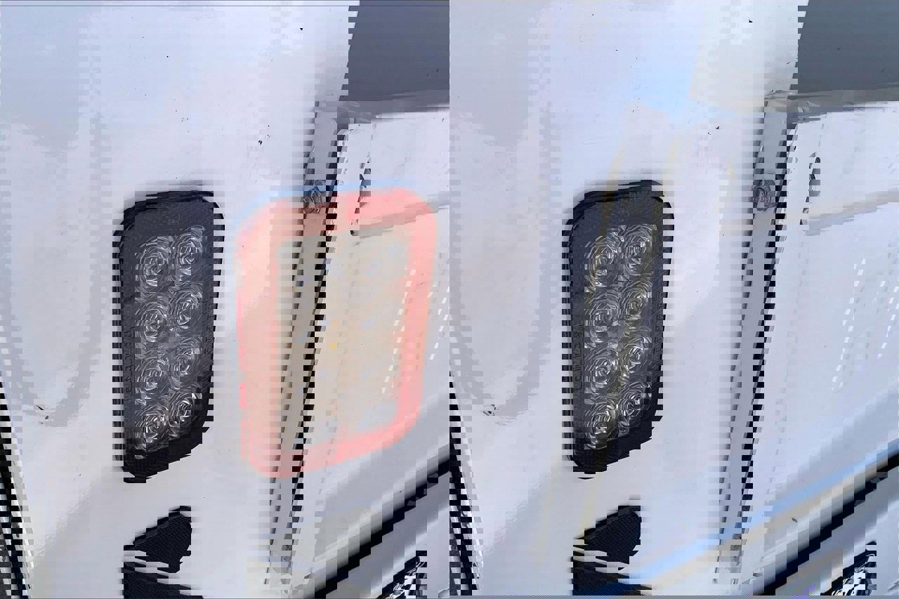 Used 2023 Chevrolet Silverado 2500 LT w/ Snow Plow Prep/Camper Package image 13