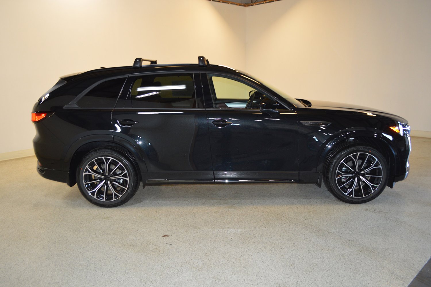 New 2026 MAZDA CX-70 3.3 Turbo S w/ Premium Package AWD/4WD image 2
