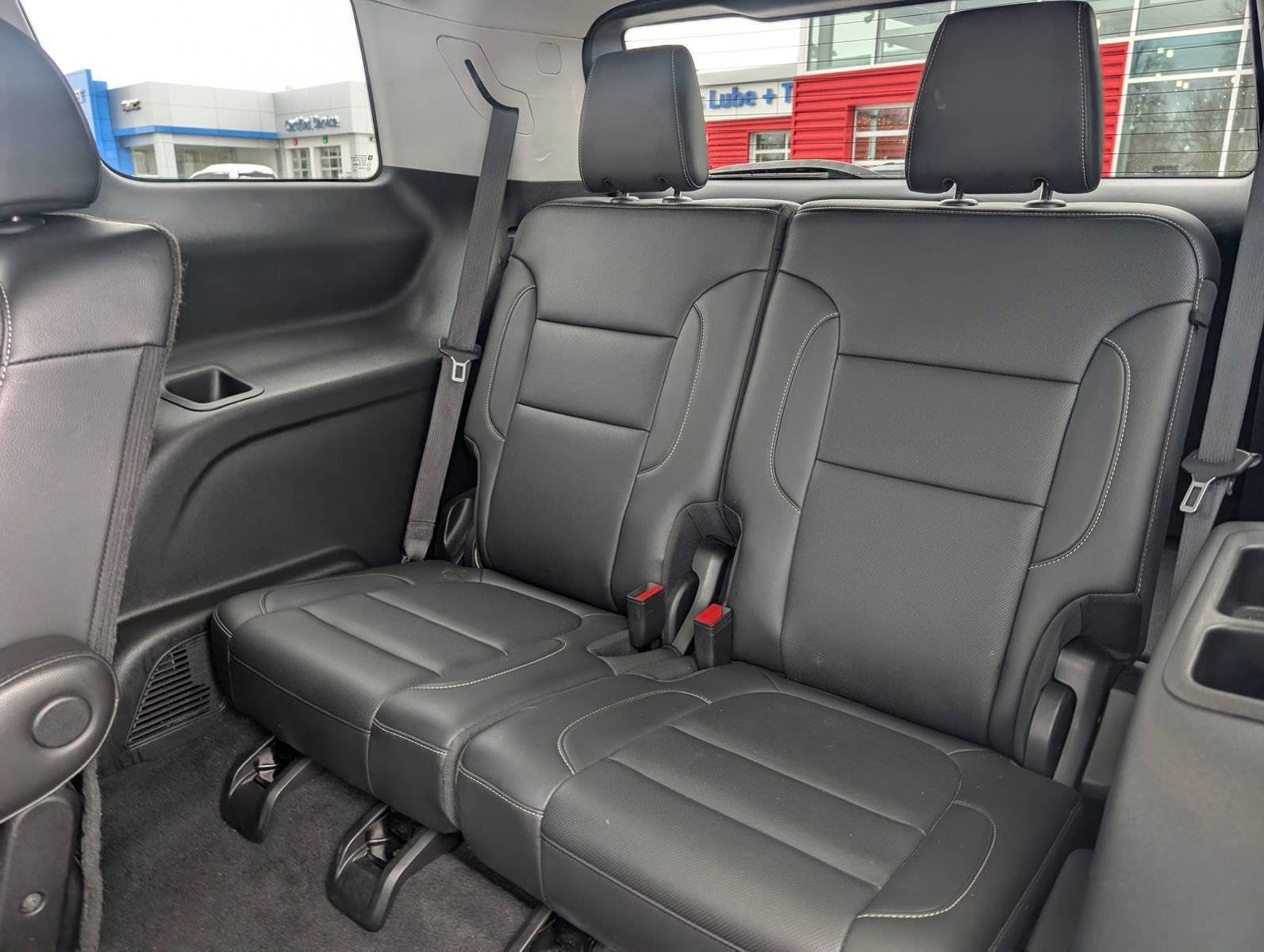 Used 2023 GMC Acadia SLT image 31