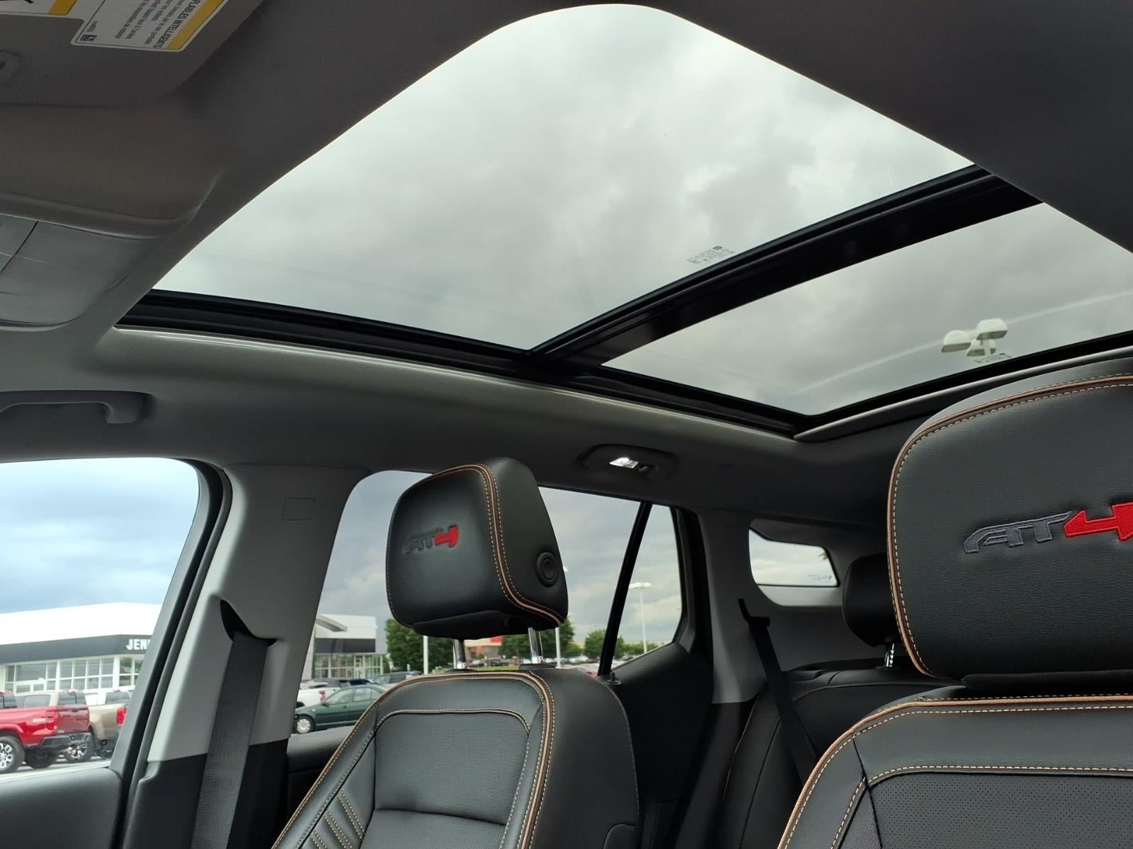 Certified 2024 GMC Terrain AT4 w/ Infotainment Package II AWD/4WD image 25