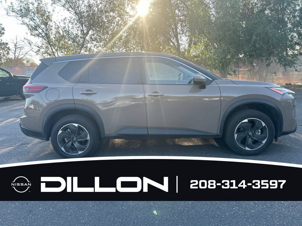 Certified 2025 Nissan Rogue SV AWD/4WD image 21
