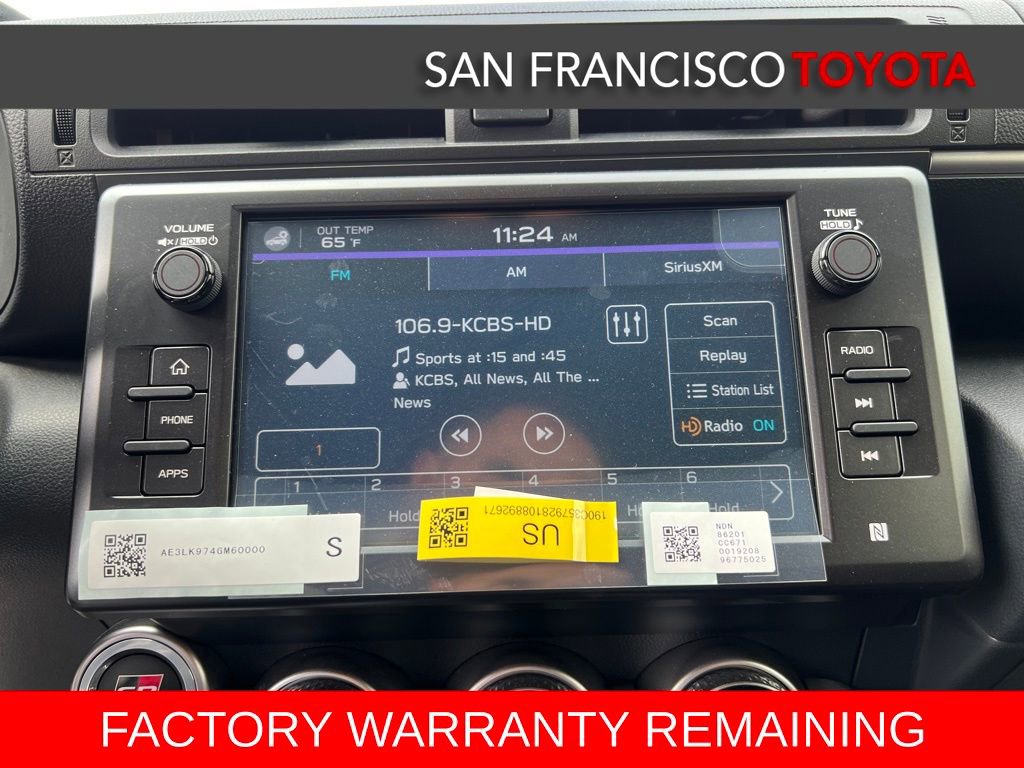 Used 2025 Toyota GR86 Premium w/ Performance Package image 19