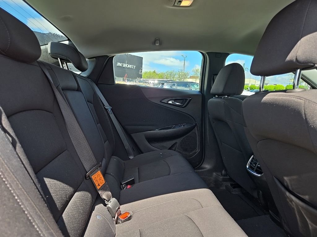 Used 2023 Chevrolet Malibu LT FWD image 33