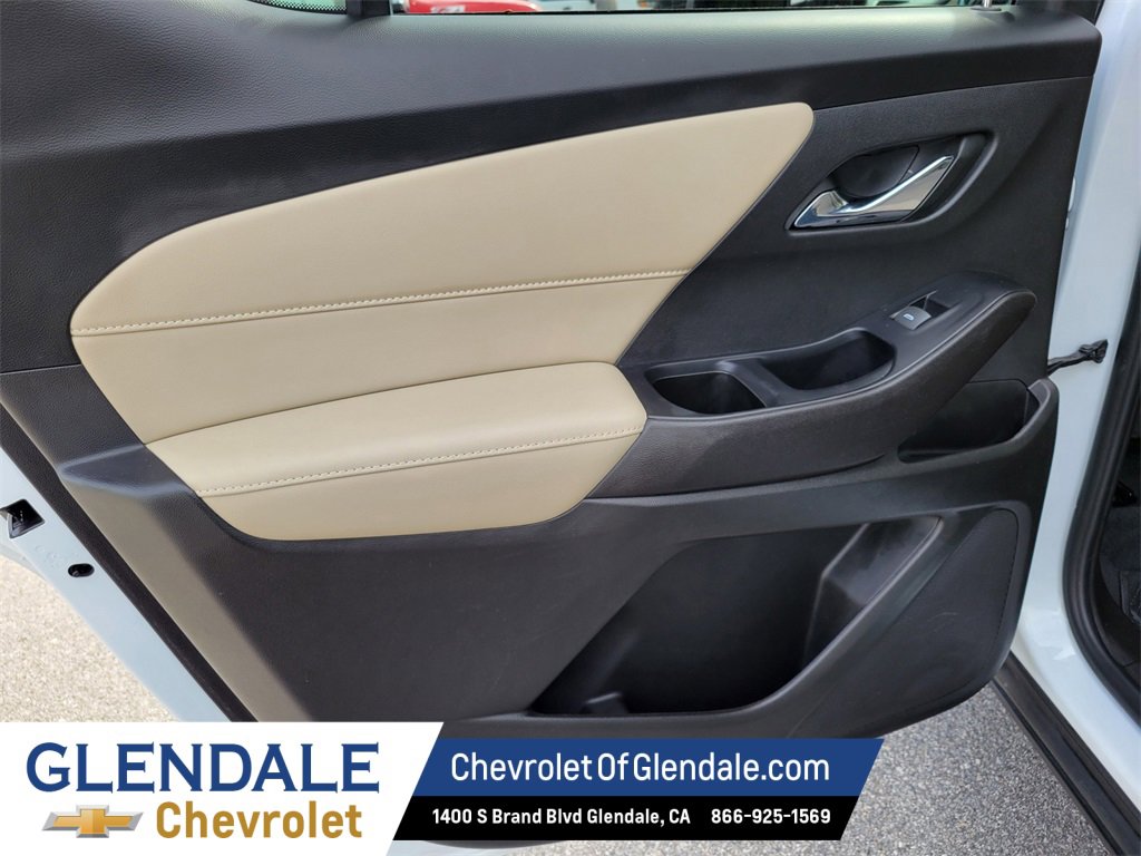 Certified 2023 Chevrolet Traverse LS image 14
