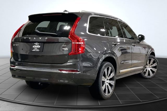Certified 2023 Volvo XC90 B6 Ultimate w/ Lounge Package image 3