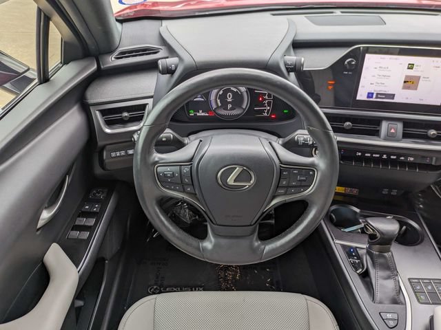 Used 2023 Lexus UX 250h FWD w/ Accessory Package (Z2) image 17