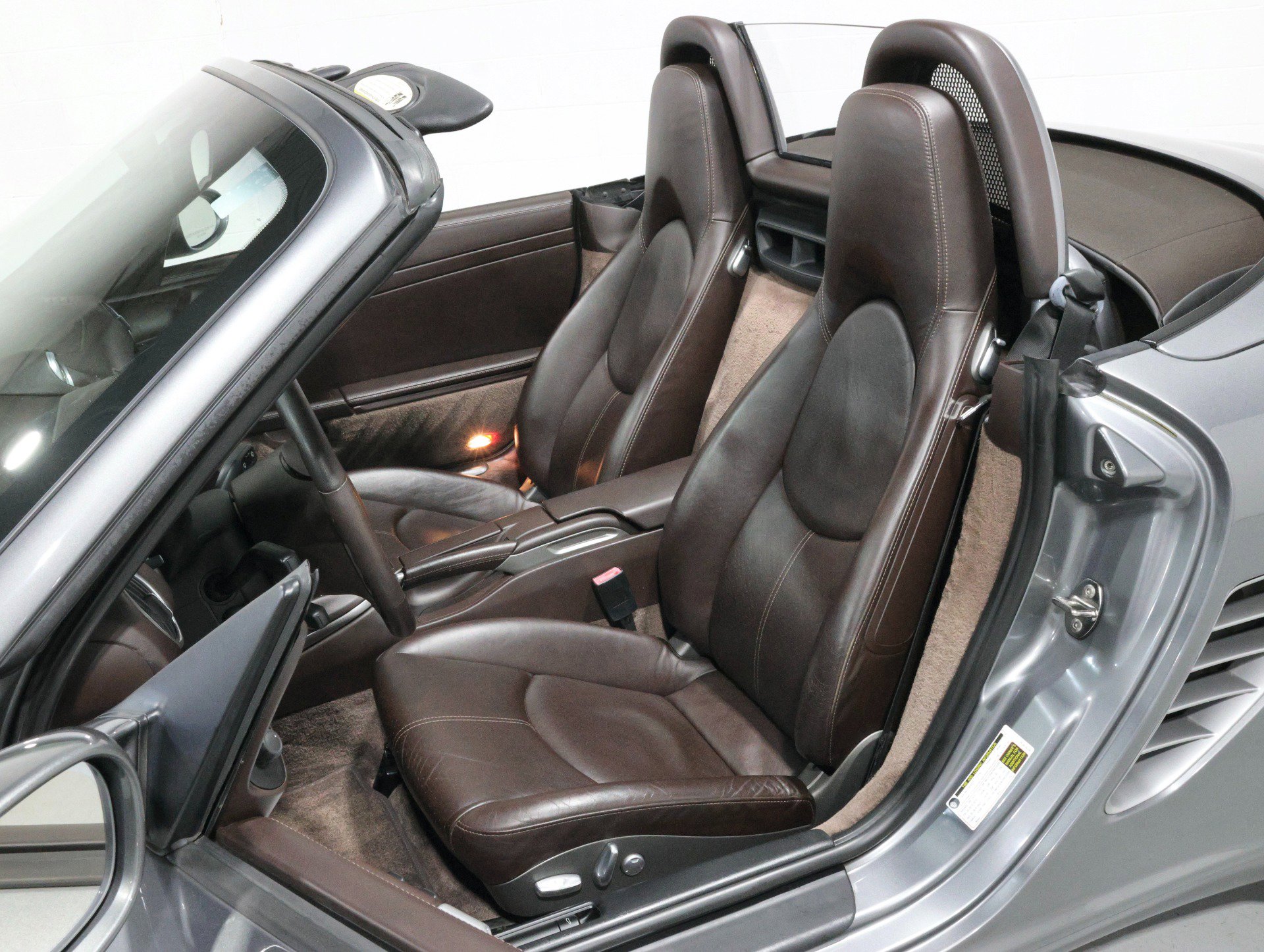 Used 2007 Porsche Boxster S image 4