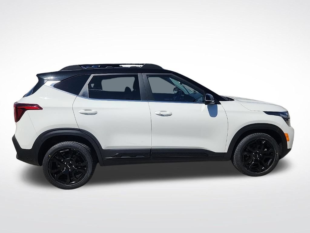 Used 2024 Kia Seltos X-Line AWD/4WD image 9