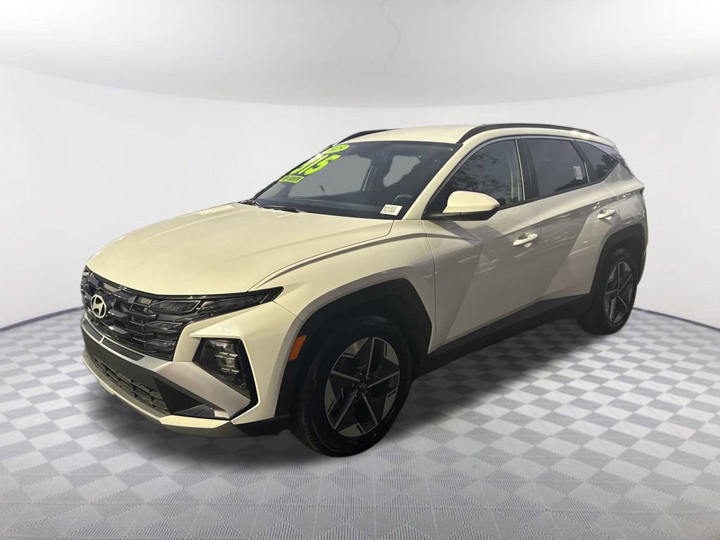 Used 2025 Hyundai Tucson SEL FWD image 1