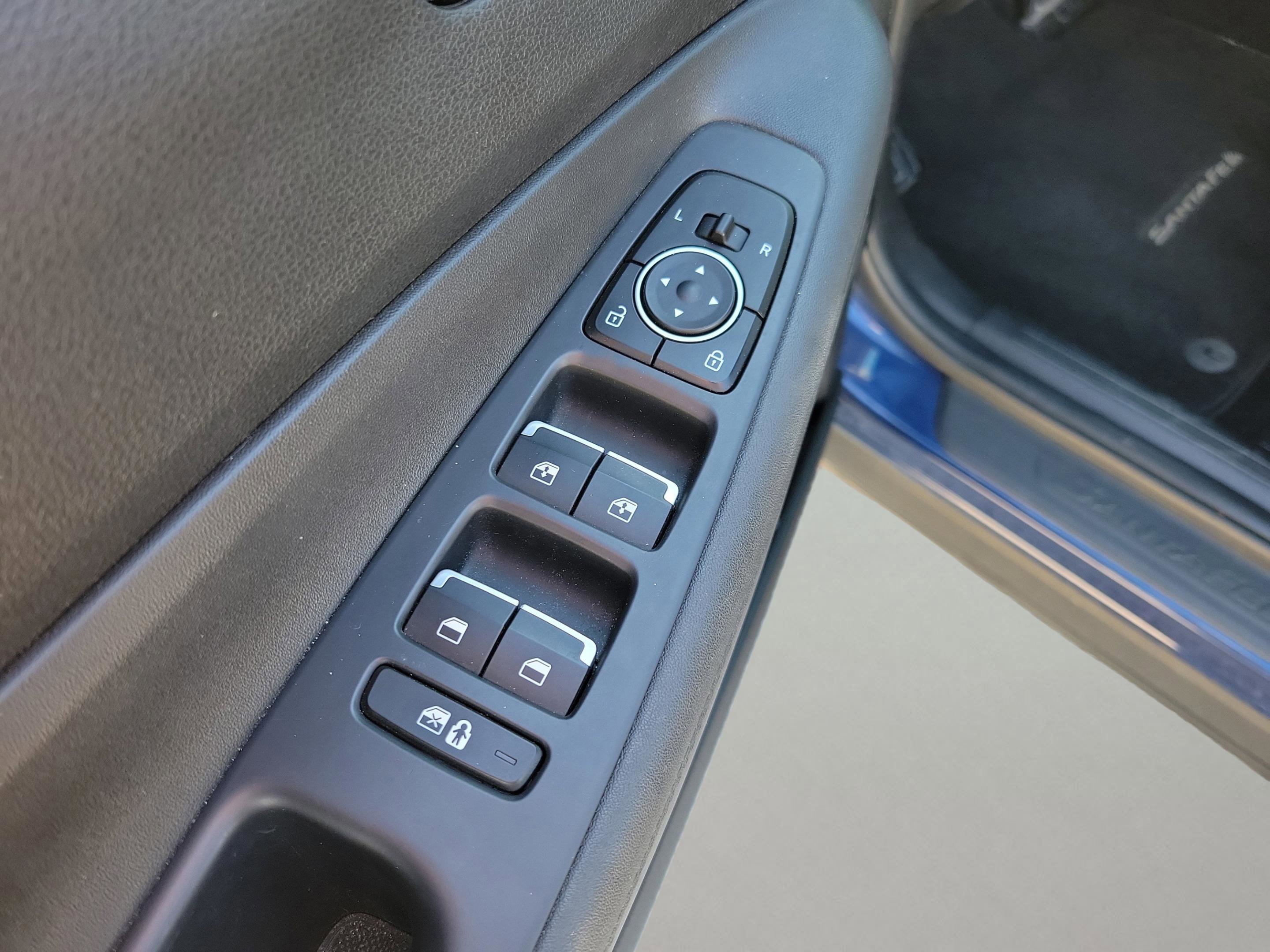 Certified 2023 Hyundai Santa Fe SEL w/ Cargo Package image 15