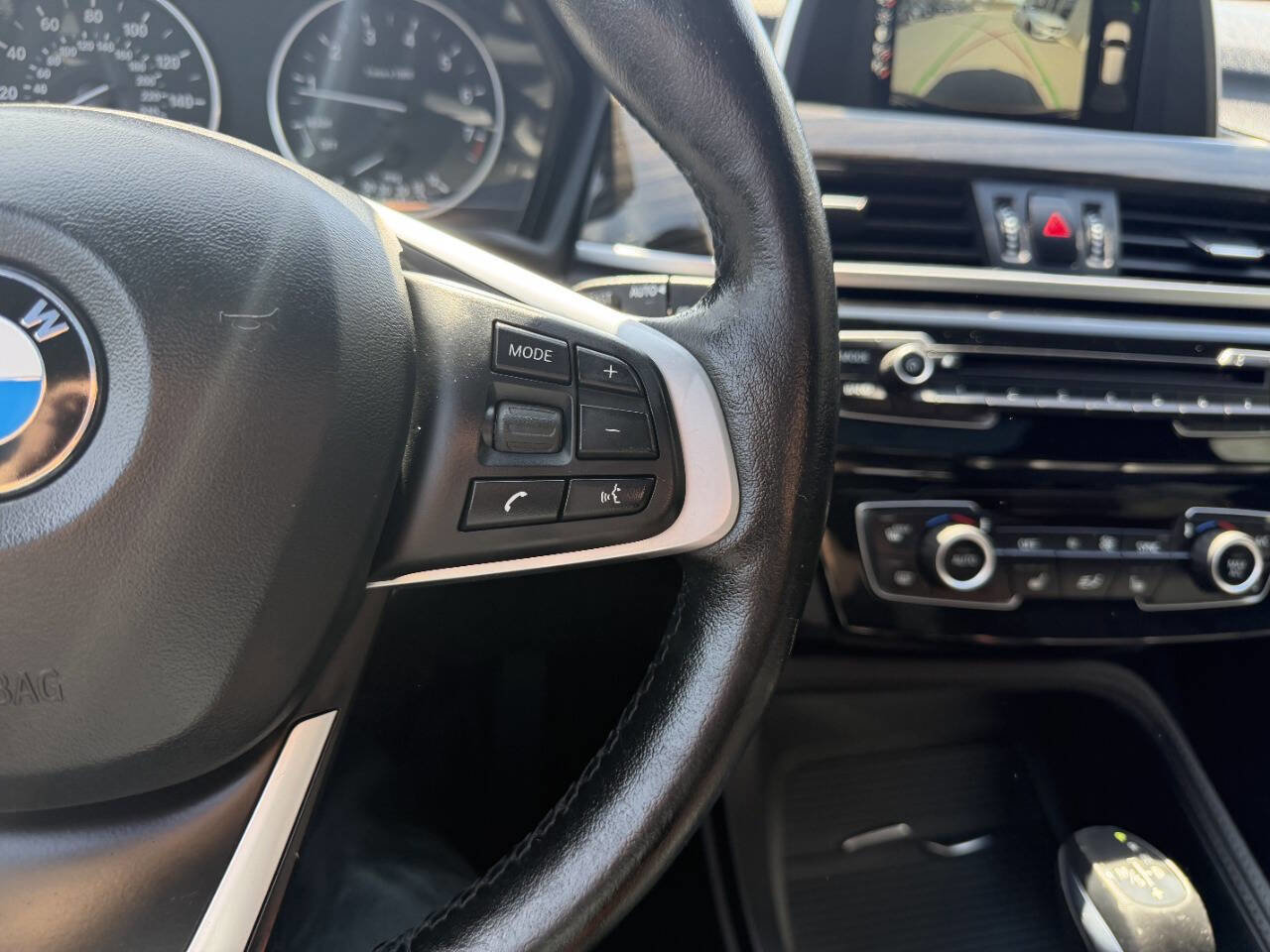 Used 2017 BMW X1 xDrive28i AWD/4WD image 32