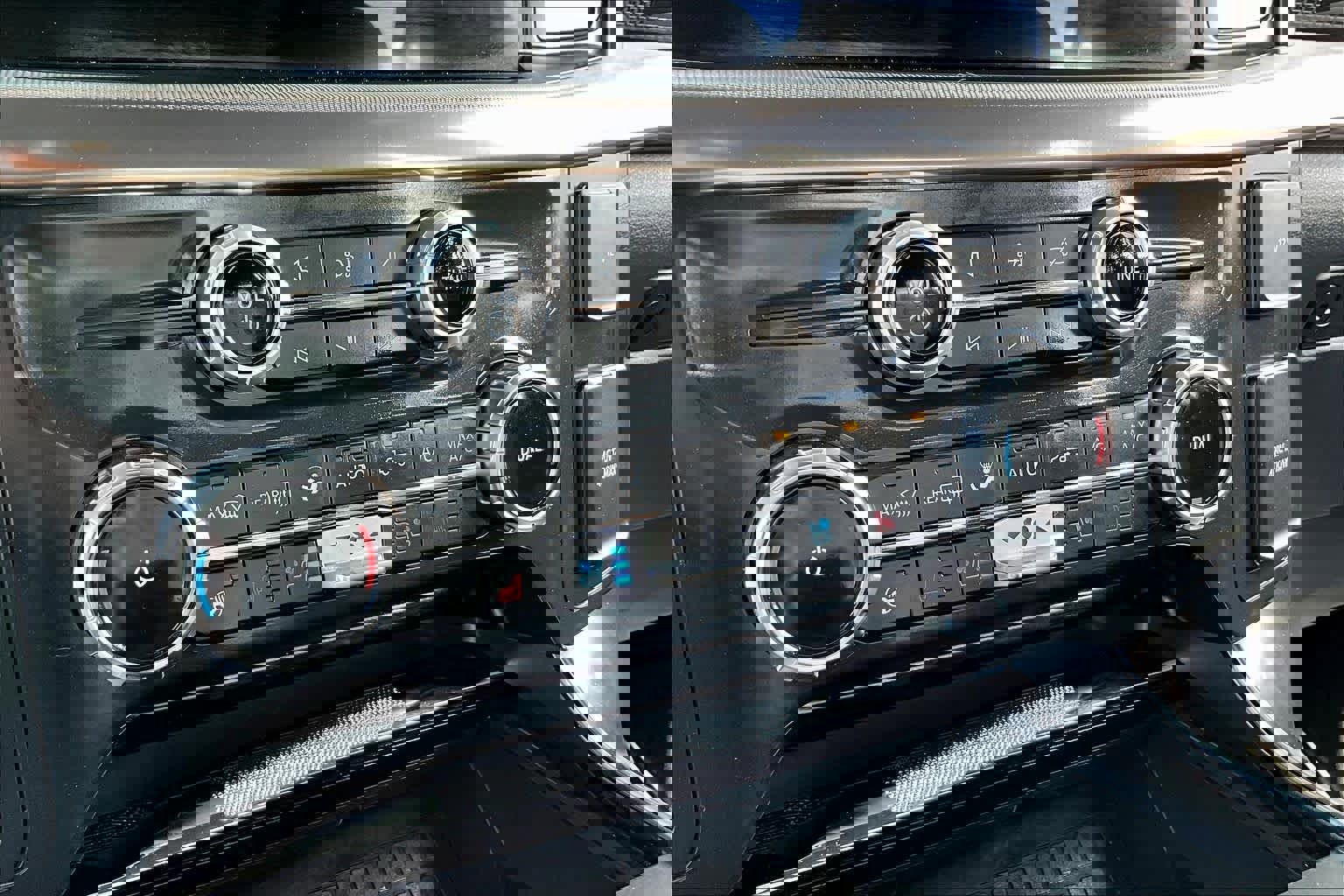 Used 2022 Ford F150 Raptor w/ Raptor 37 Performance Package image 32