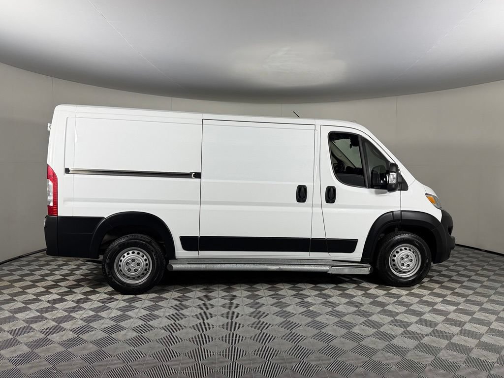 Used 2025 RAM ProMaster 2500 w/ U-Haul Equipment Group FWD image 7