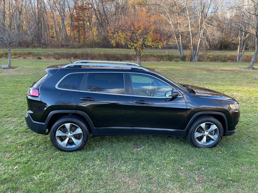 Used 2019 Jeep Cherokee Limited w/ Luxury Group image 34