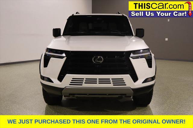 Used 2025 Lexus GX 550 AWD/4WD image 3