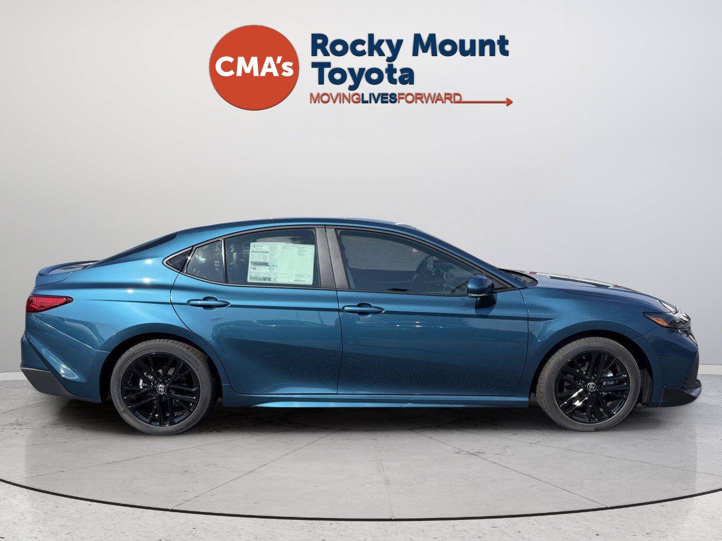 New 2026 Toyota Camry SE FWD image 4