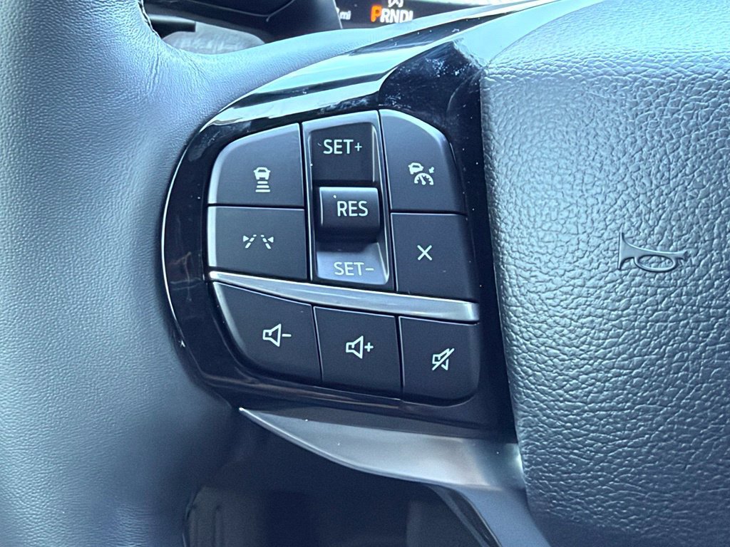 Certified 2025 Ford Explorer Platinum RWD image 25
