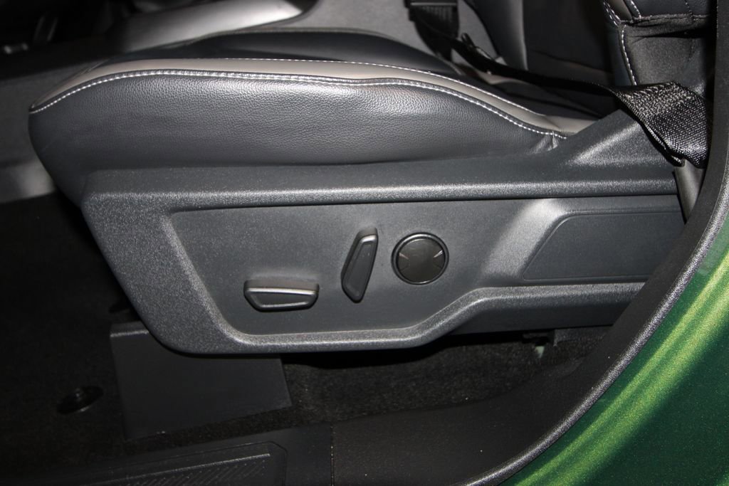 Used 2025 Ford Bronco Outer Banks image 6