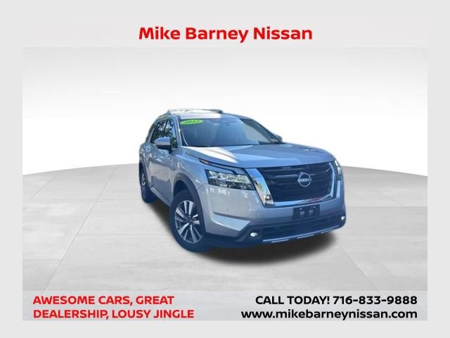 Used 2023 Nissan Pathfinder SL