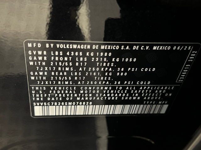 Certified 2025 Volkswagen Taos S FWD image 27