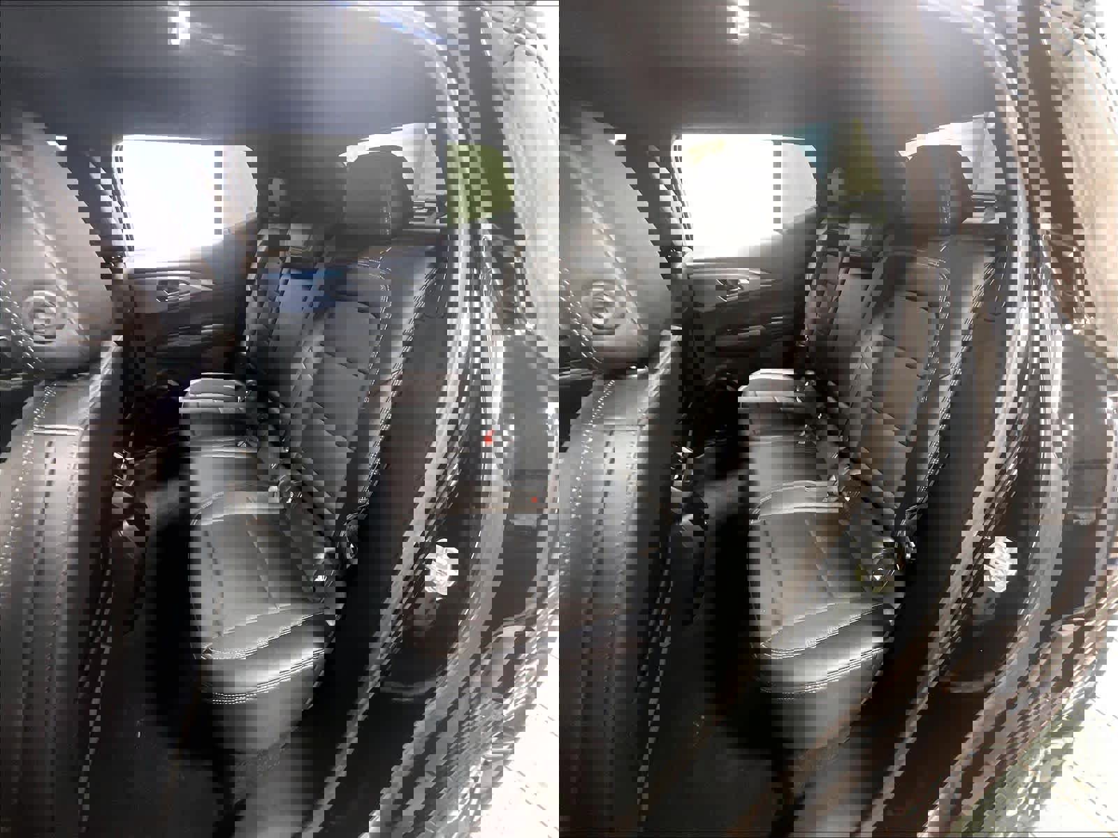 Used 2025 Chevrolet Equinox EV LT w/ Convenience Package image 15