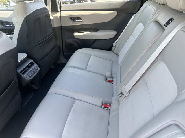 Used 2024 Nissan Ariya FWD image 33