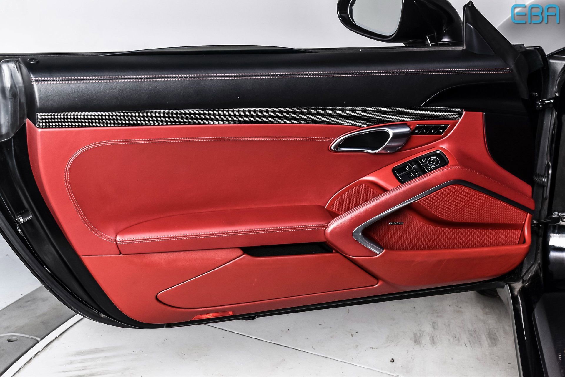 Used 2018 Porsche 911 Carrera S image 15