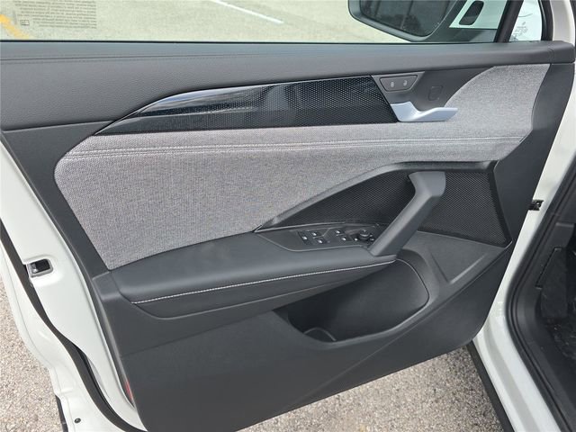 New 2026 Volkswagen Tiguan S image 12