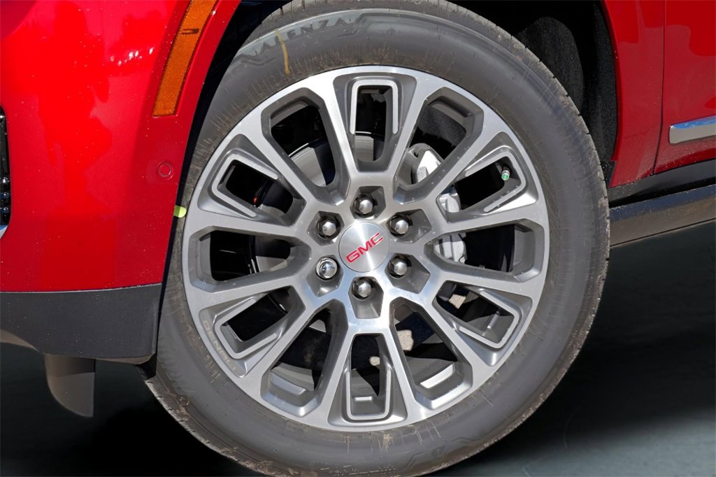 New 2026 GMC Yukon Denali w/ Sun & Power Step Package image 2