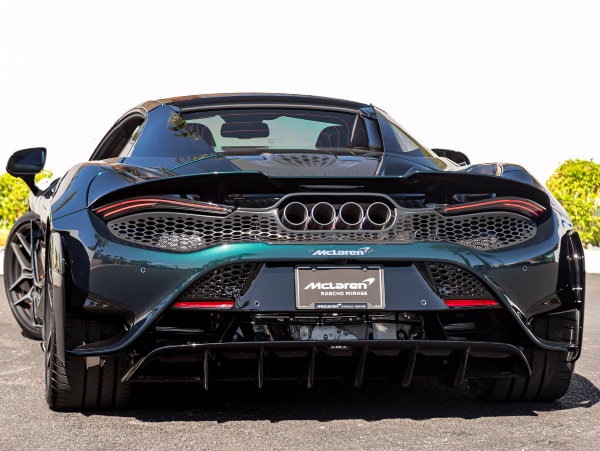 Used 2022 McLaren 765LT RWD image 15