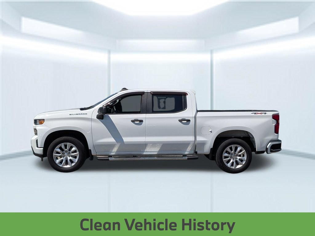 Used 2020 Chevrolet Silverado 1500 Custom w/ Custom Value Package AWD/4WD image 2