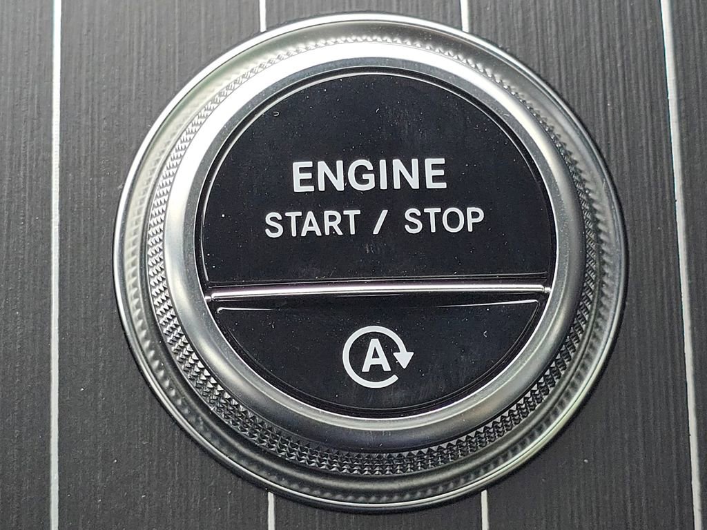 Certified 2026 Mercedes-Benz GLC 300 4MATIC image 36