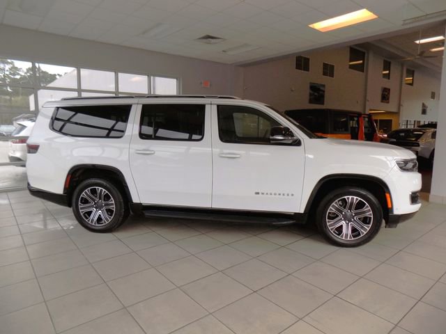 Certified 2024 Jeep Wagoneer L Series II image 8