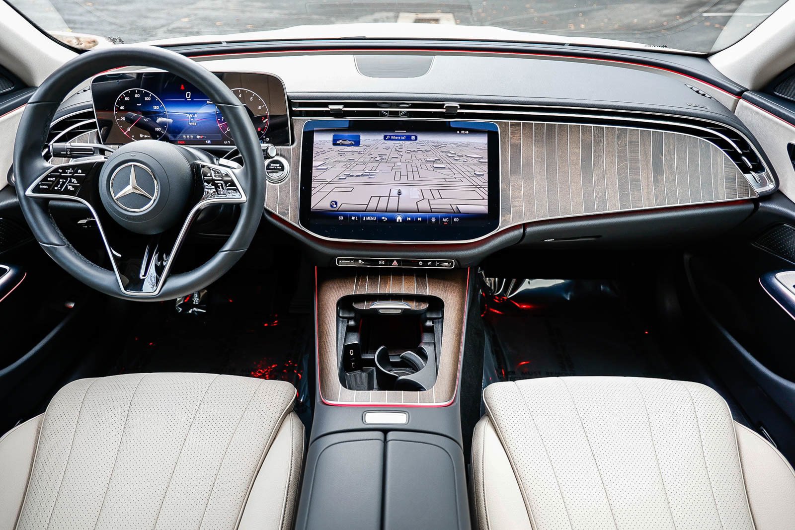 Certified 2025 Mercedes-Benz E 350 4MATIC Sedan image 10