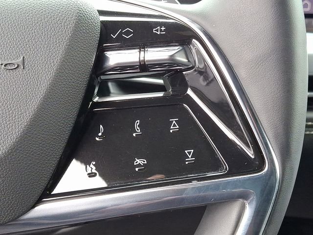 New 2025 Cadillac Escalade Luxury image 13