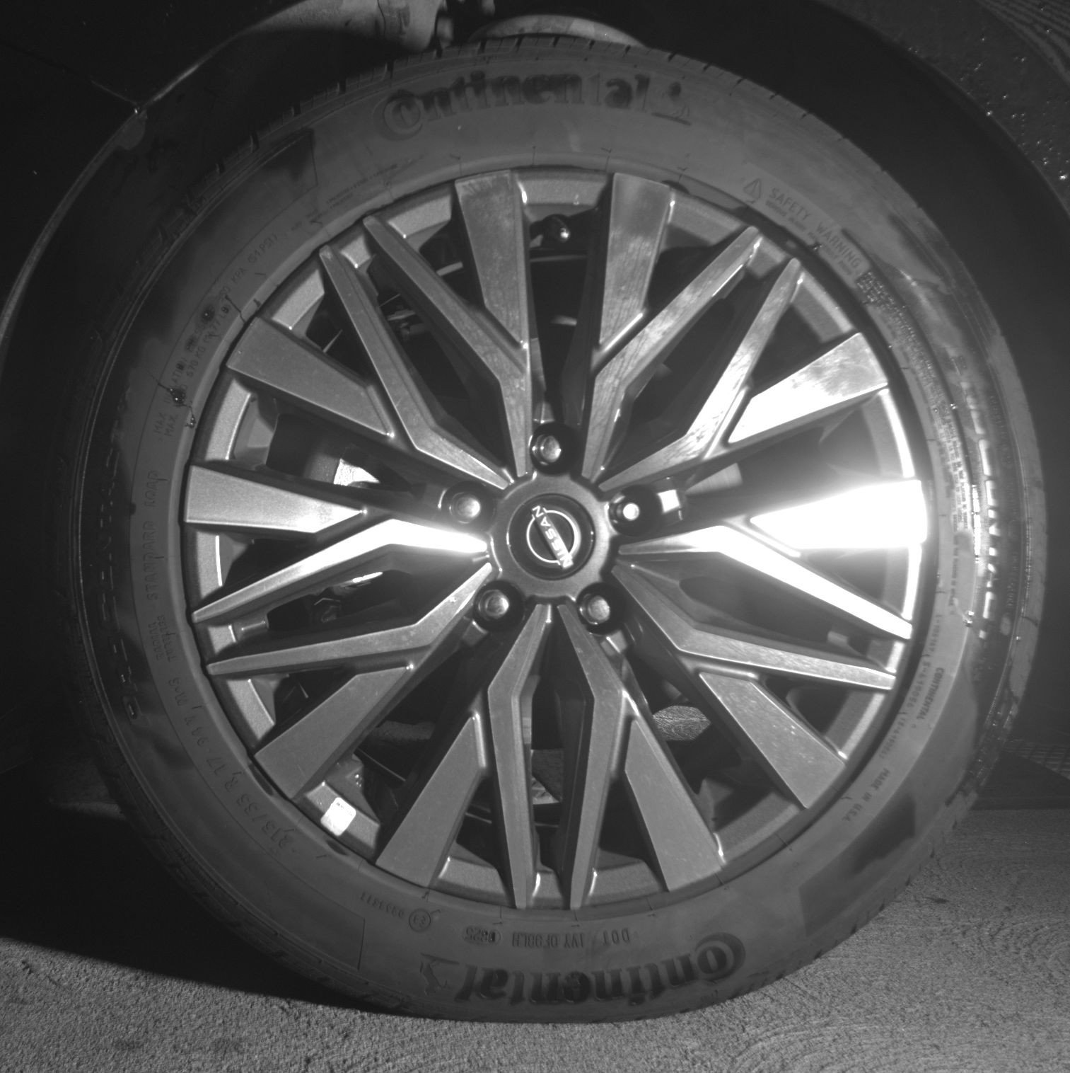 Used 2025 Nissan Altima 2.5 SV FWD image 12
