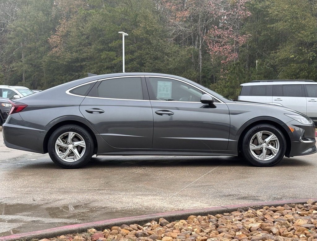 Used 2023 Hyundai Sonata SE w/ Cargo Package image 9