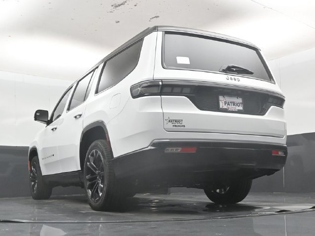 New 2026 Jeep Grand Wagoneer Summit w/ Rear Seat Video Group I AWD/4WD image 50