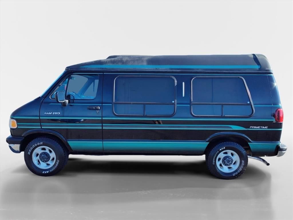 Used 1994 Dodge B2500 image 3