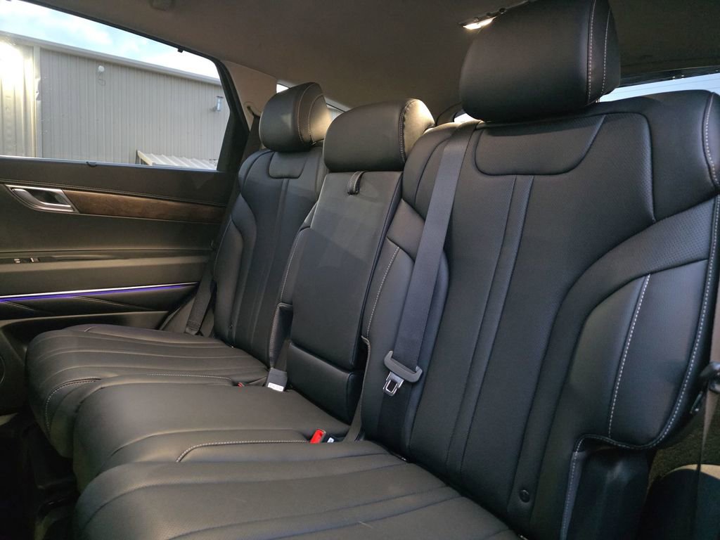 Used 2024 Genesis GV80 2.5T image 22