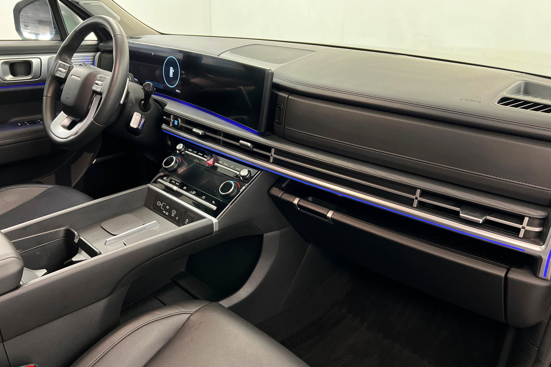 Used 2024 Hyundai Santa Fe Limited image 26